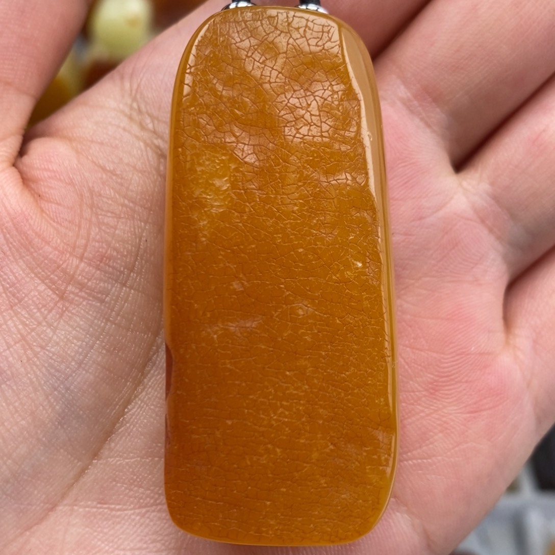 琥珀吊坠(赠链)未镶嵌