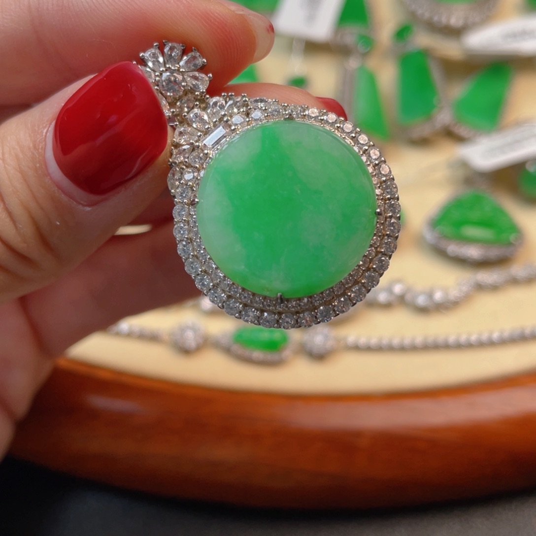 翡翠吊坠(不含链)银S925镶嵌