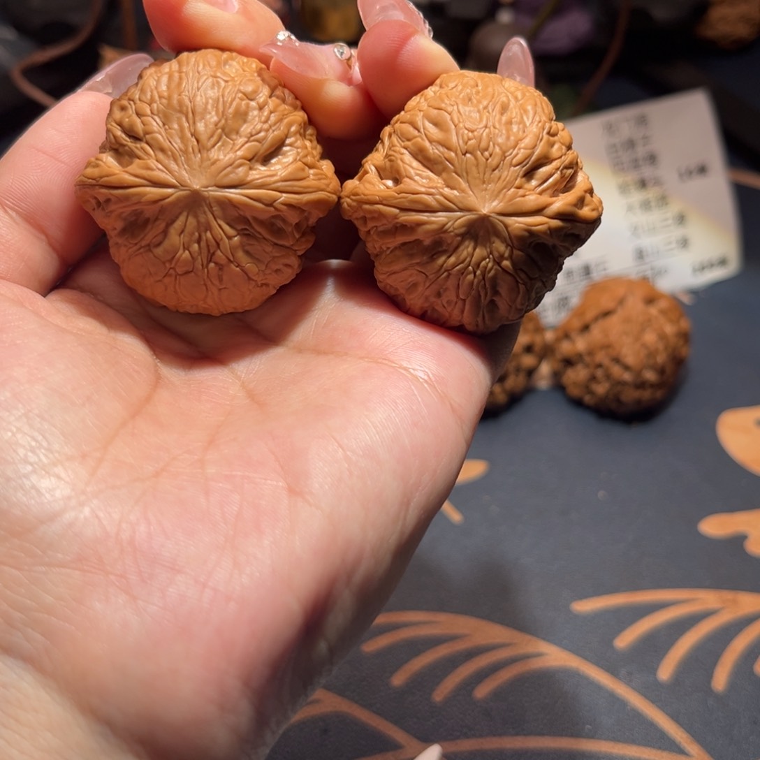 文玩核桃吊坠边41肚40全品铁锤