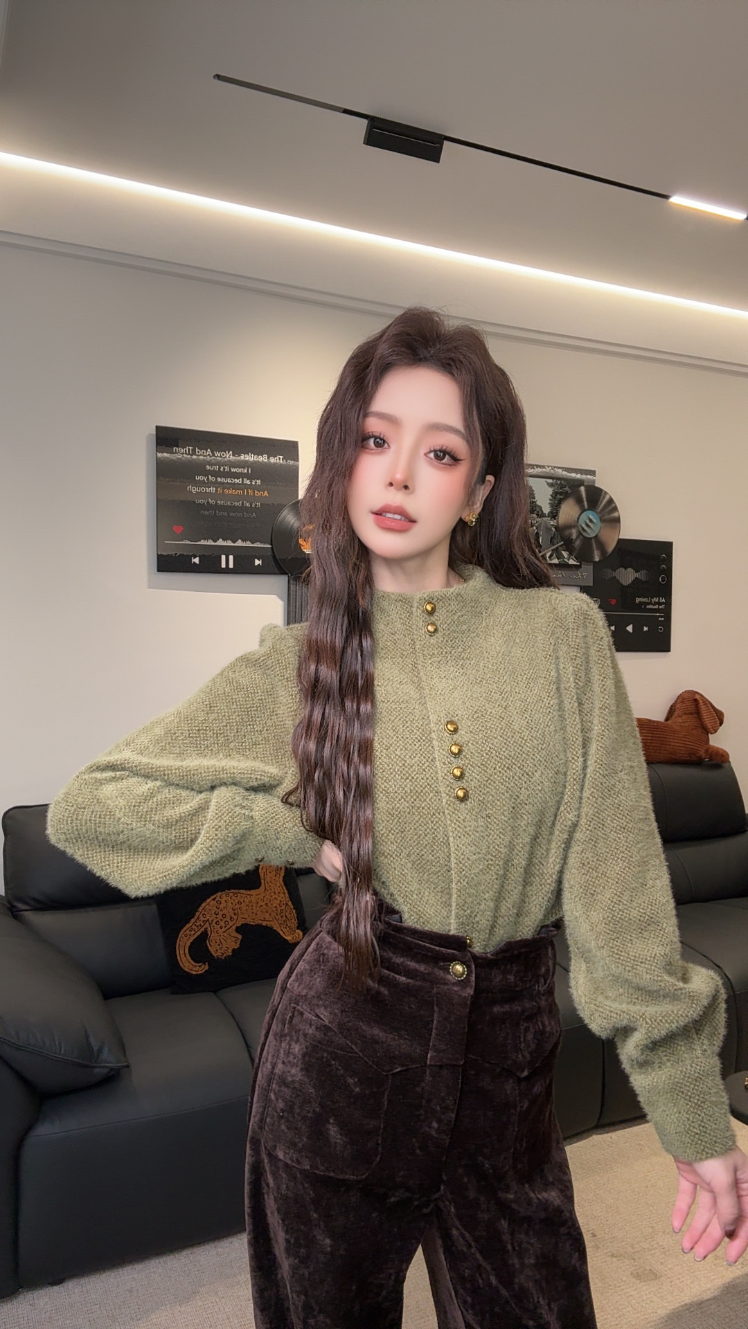 雪尼尔时尚针织宽松型设计感秋冬极简风百搭衬衫排扣毛衣 MDL011