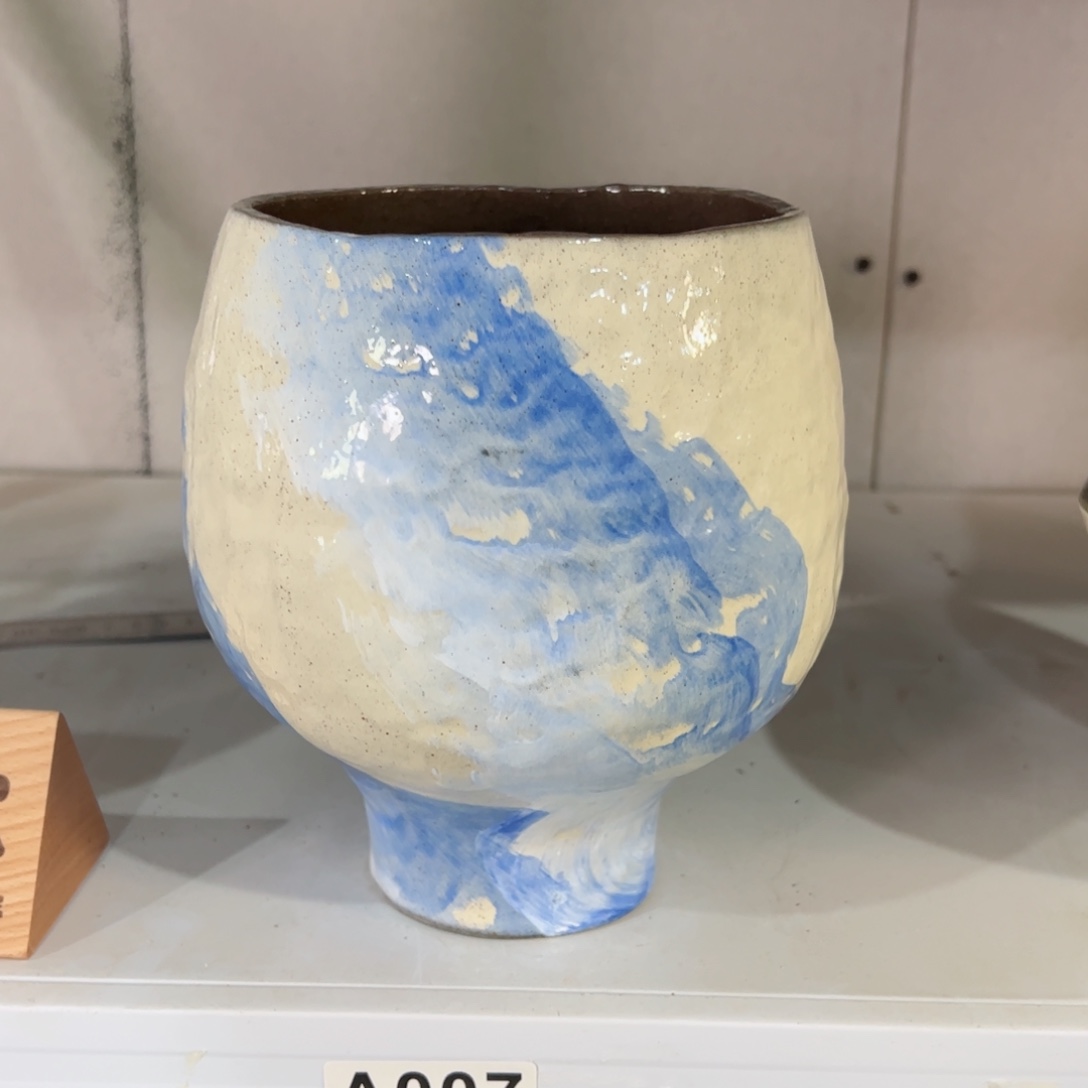 红陶口12高18有孔