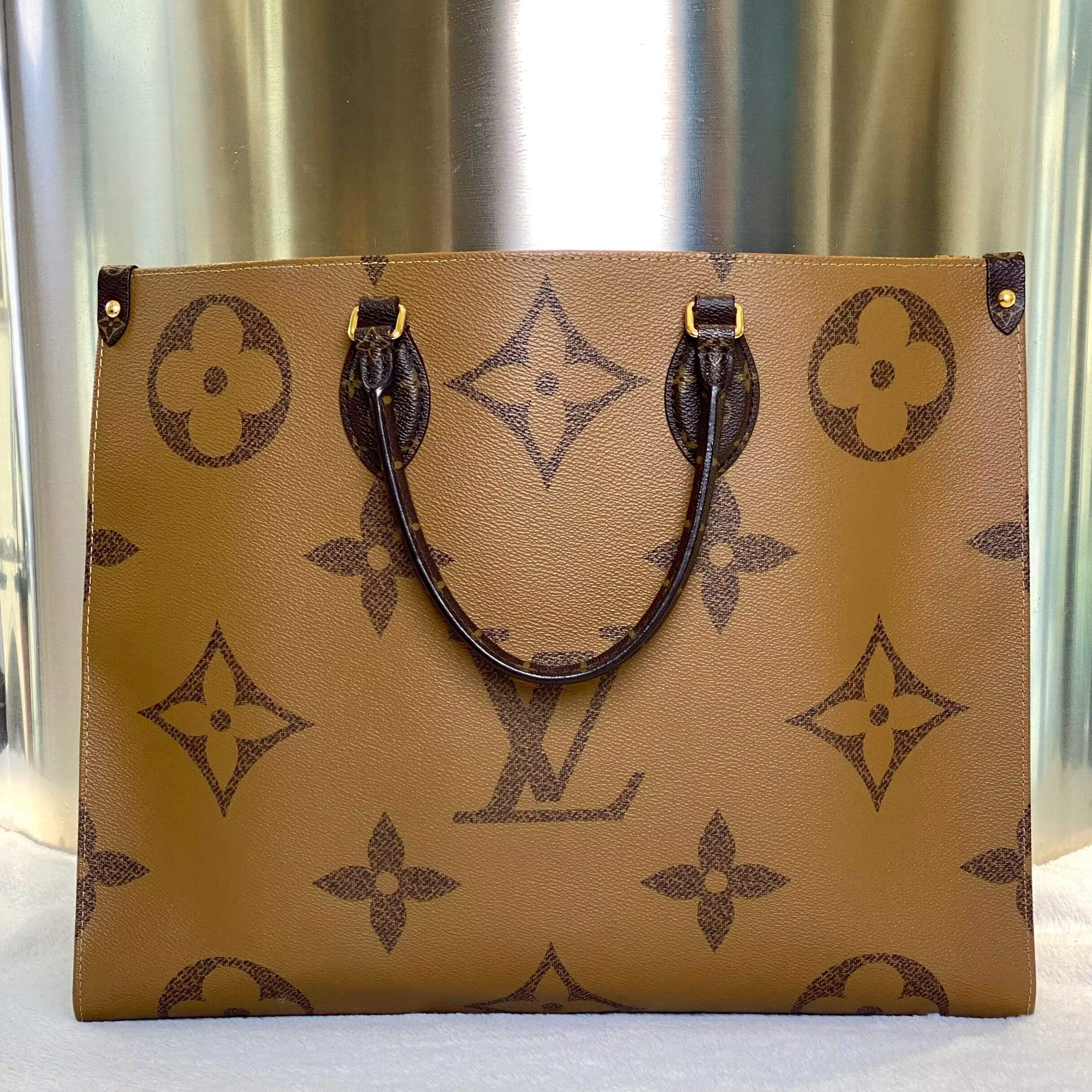 爱马98新LV onthego大号托特包1150