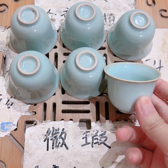 微瑕介意的勿拍，喜欢再下单，谢谢支持