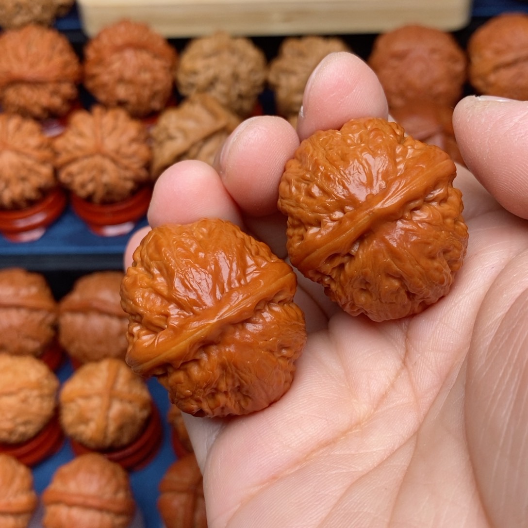 把件文玩核桃E****｡手捻