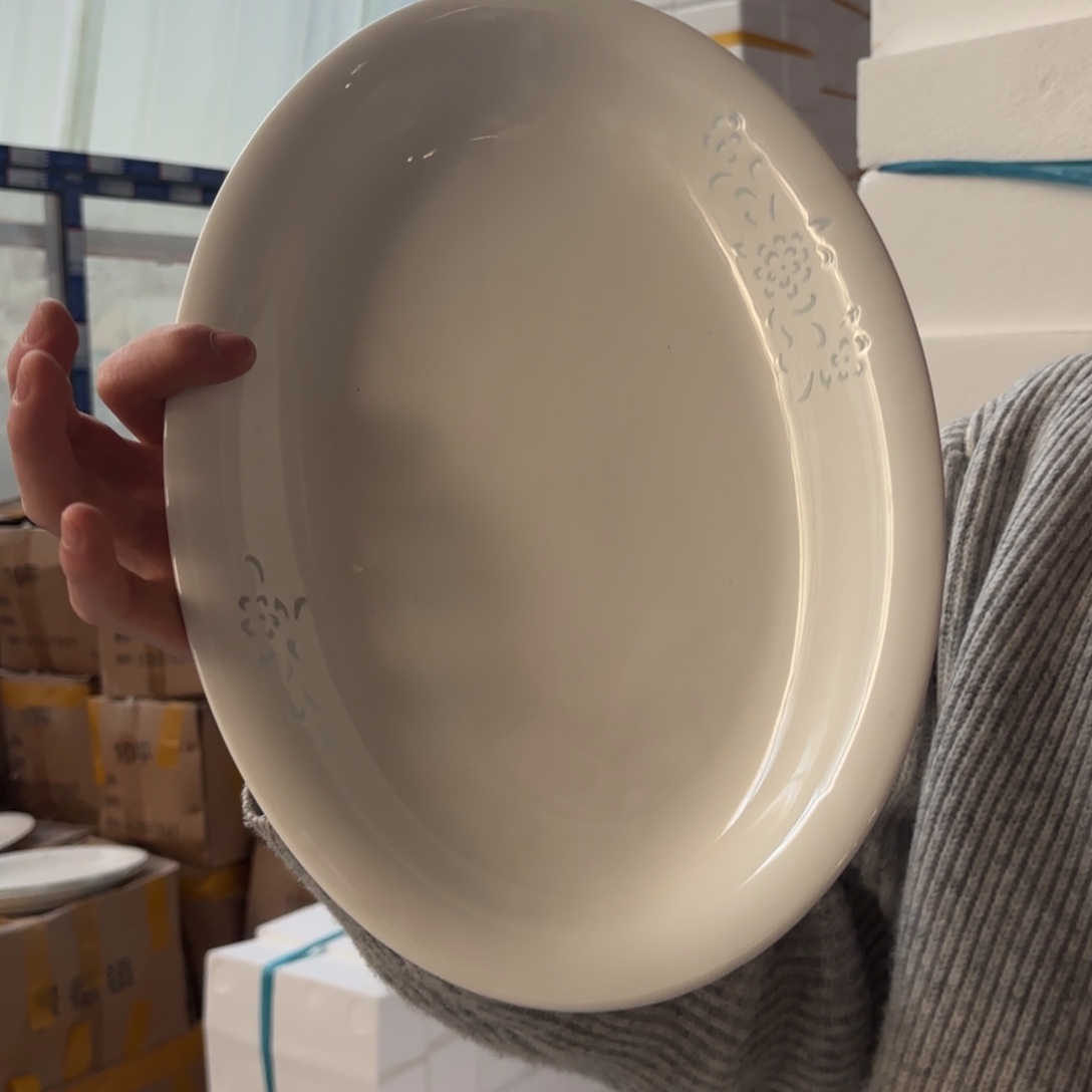 陶瓷12英寸高白泥玲珑牡丹鱼盘1只微瑕