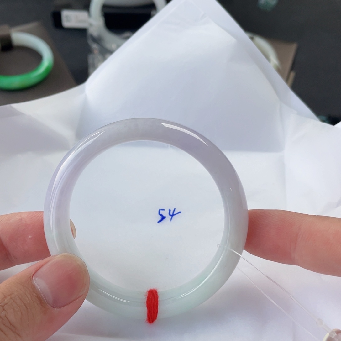 翡翠手镯未镶嵌54正圈 有纹