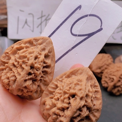 吊坠桃核43全品罗汉头50克