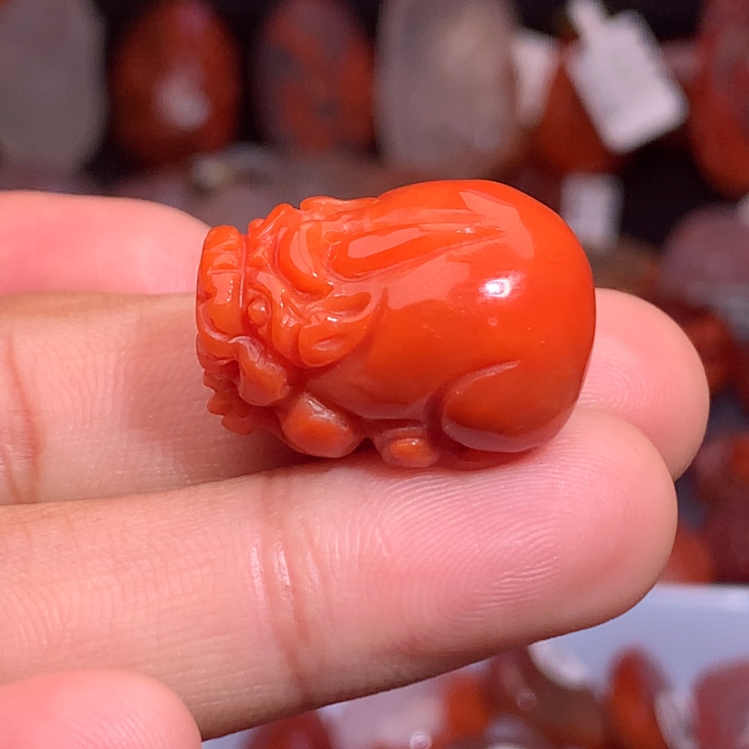 南红玛瑙未镶嵌珠宝半成品貔貅