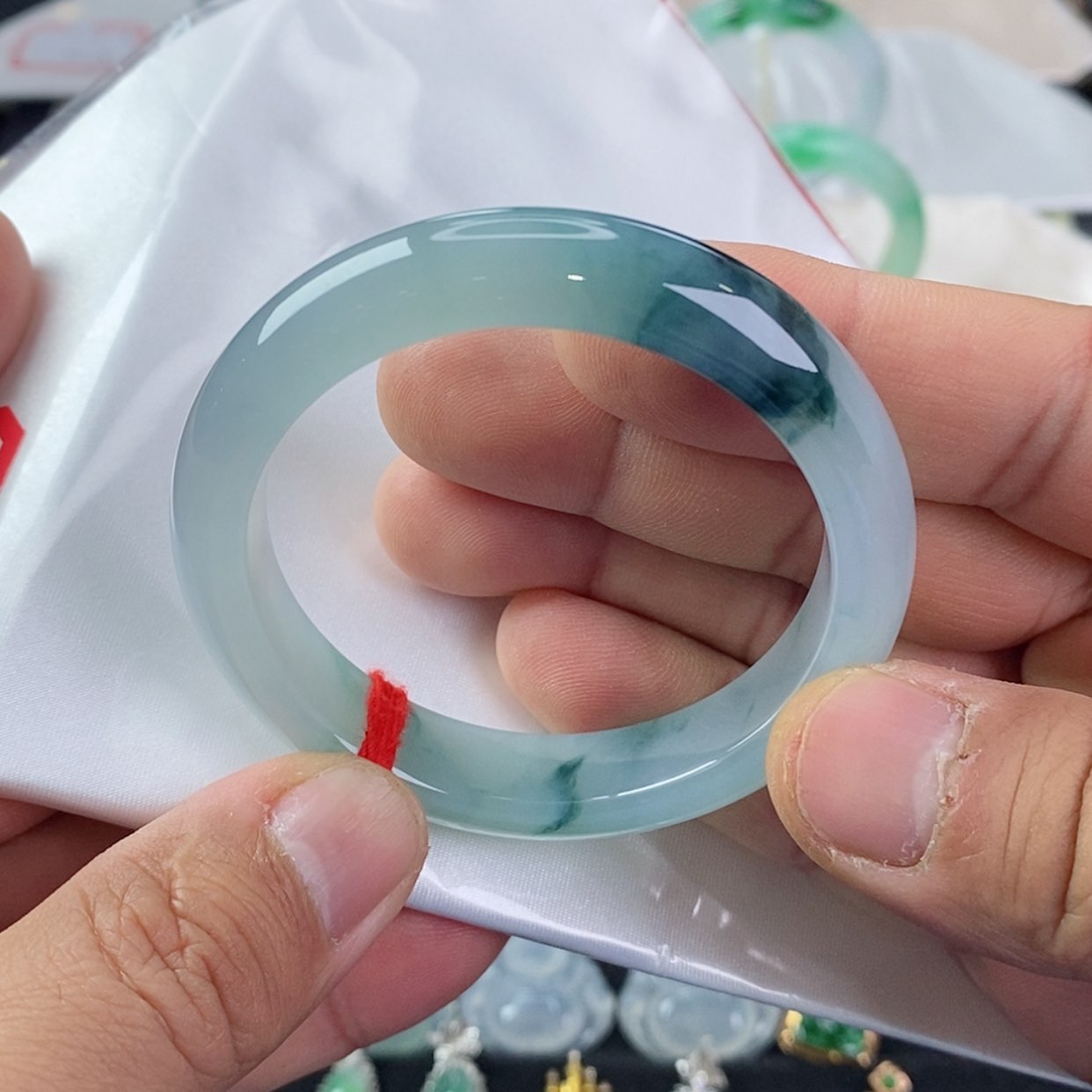 【闪购商品】未镶嵌手镯翡翠