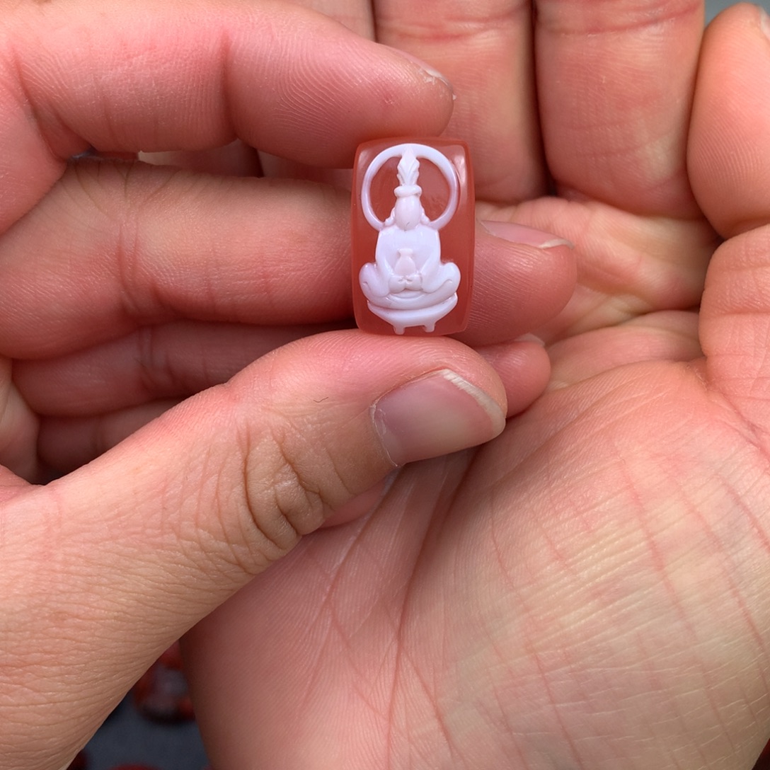 南红玛瑙未镶嵌颈饰