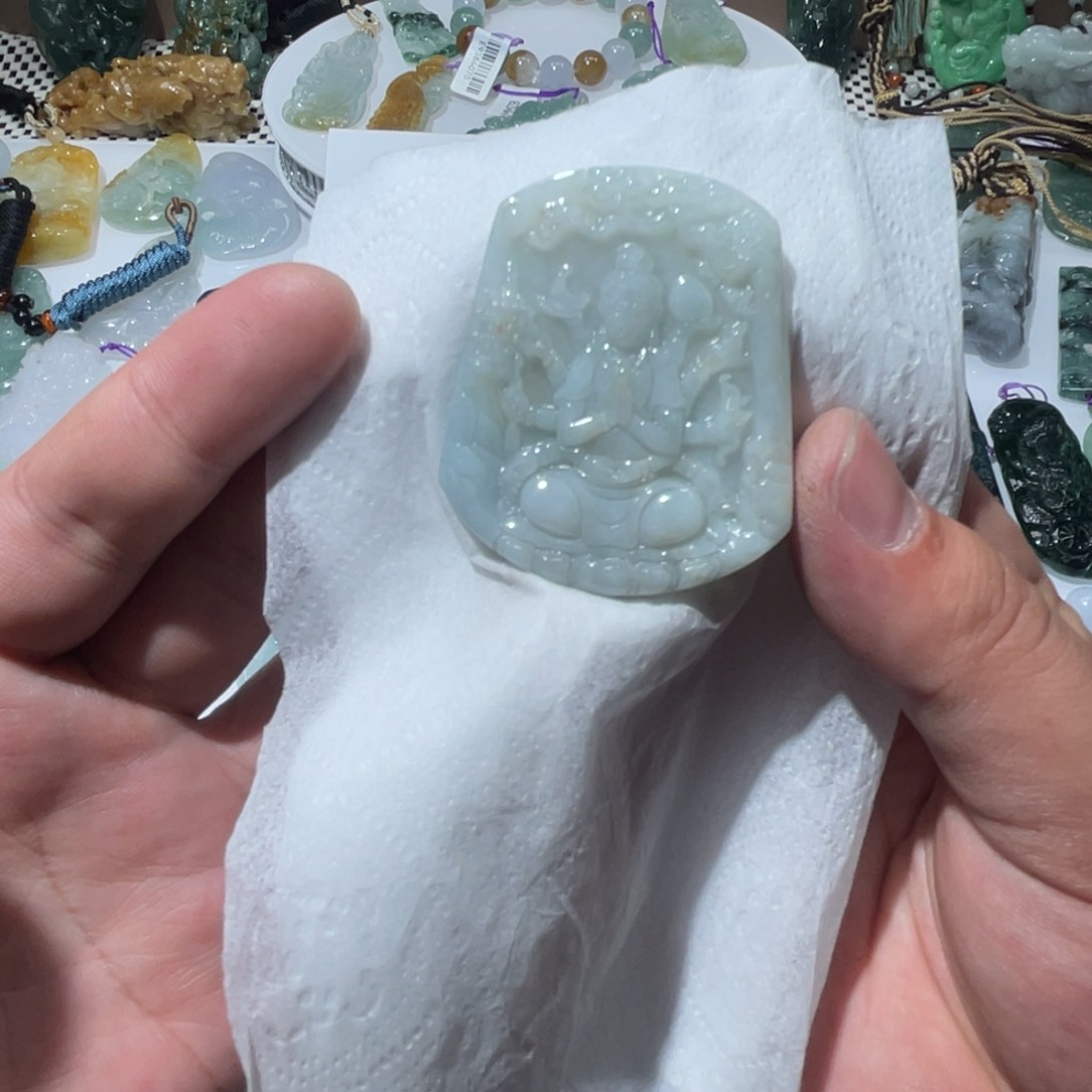 翡翠颈饰未镶嵌天然
