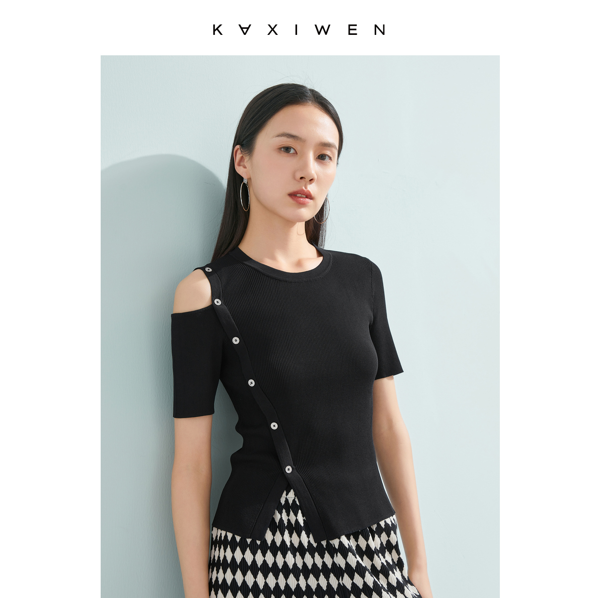 【达人专属】气质露肩针织衫时髦感修身开叉短上衣X04AZS2522