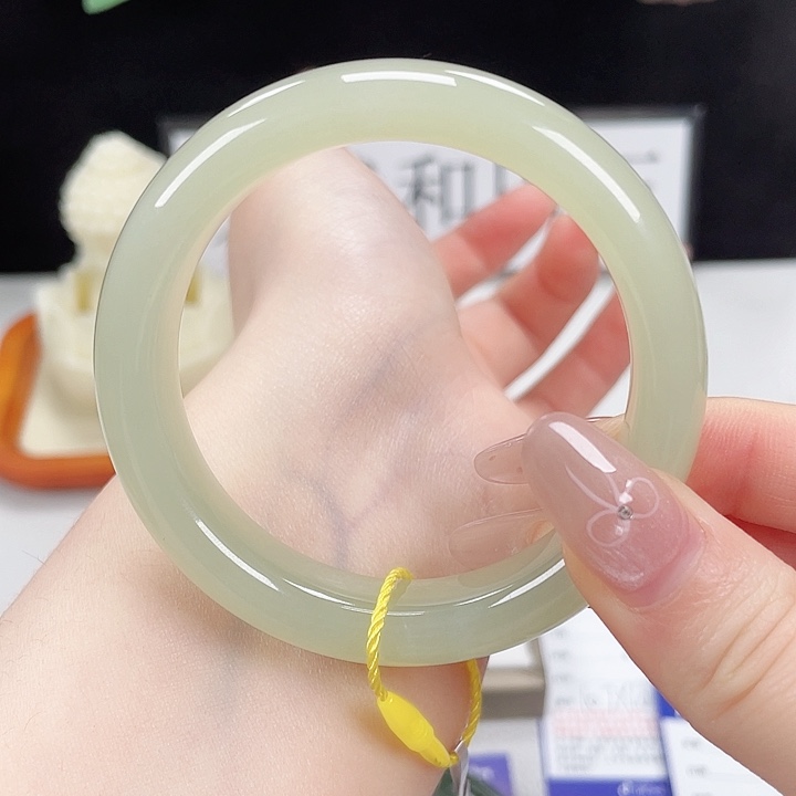 和田玉手镯未镶嵌53-54