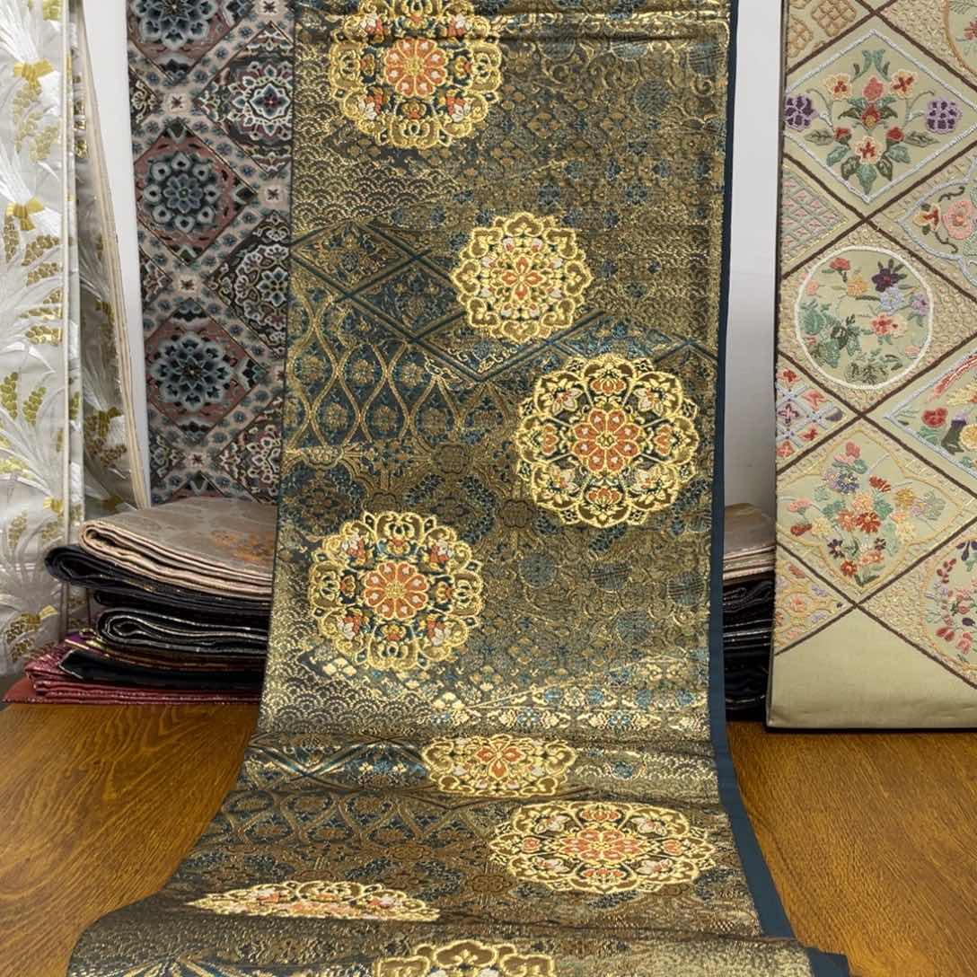 军***！织绣织锦工艺设计