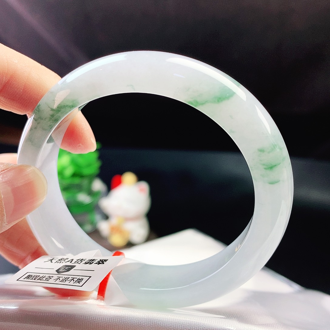 未镶嵌手镯（贵妃镯）翡翠56冰花