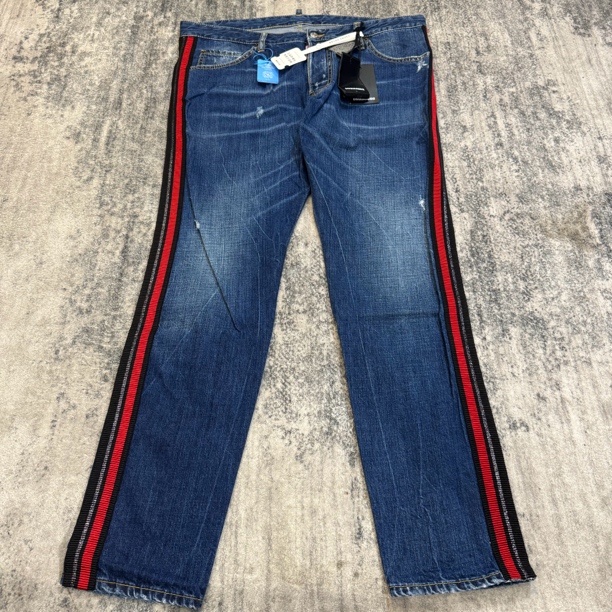 未使用 maje D2全新带吊黑红竖条纹蓝色牛仔裤LYGP211