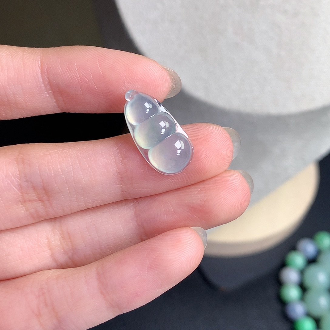 翡翠裸石缅甸天然A货翡翠冰种豆子