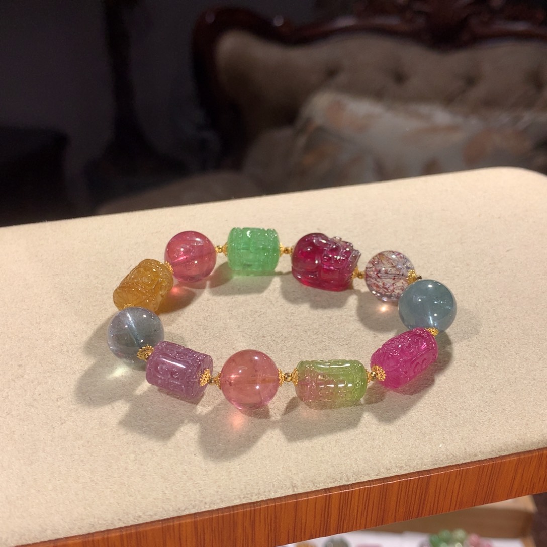 碧玺多样性发货一件未镶嵌