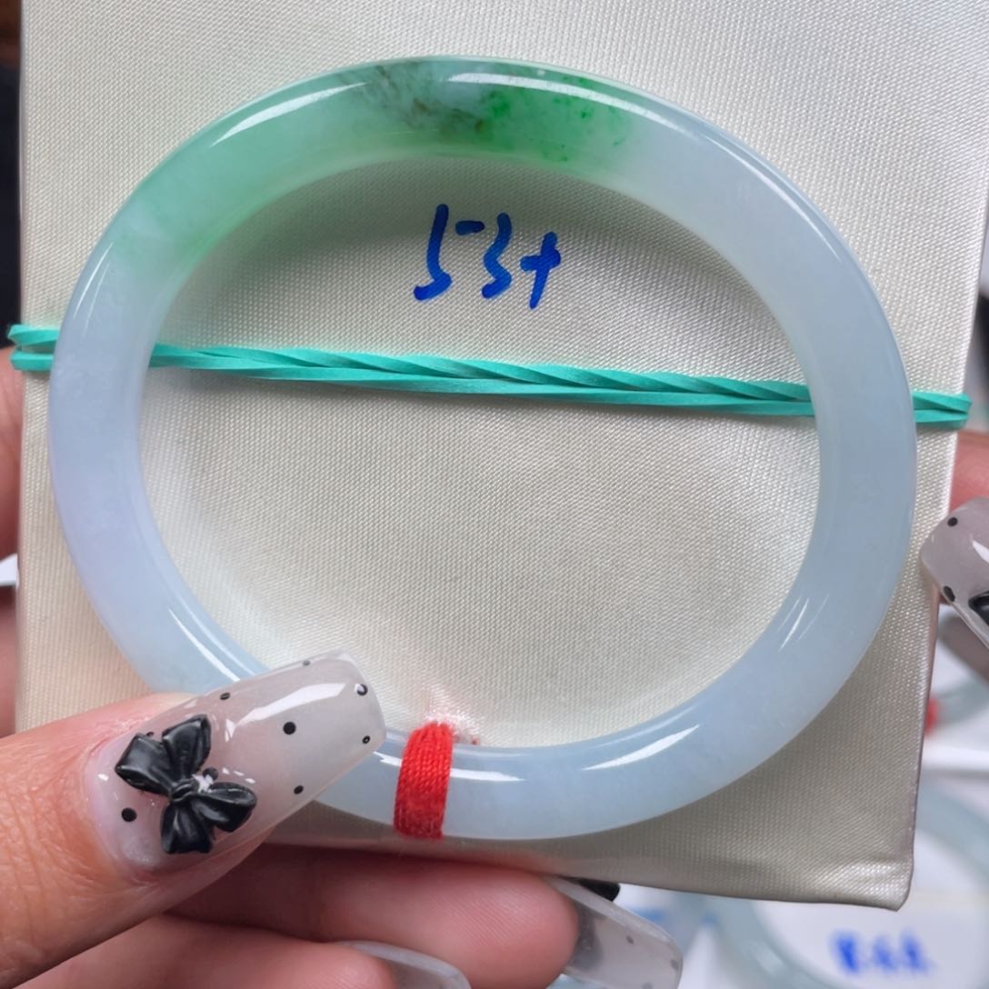 翡翠手镯未镶嵌缅甸翡翠手镯11