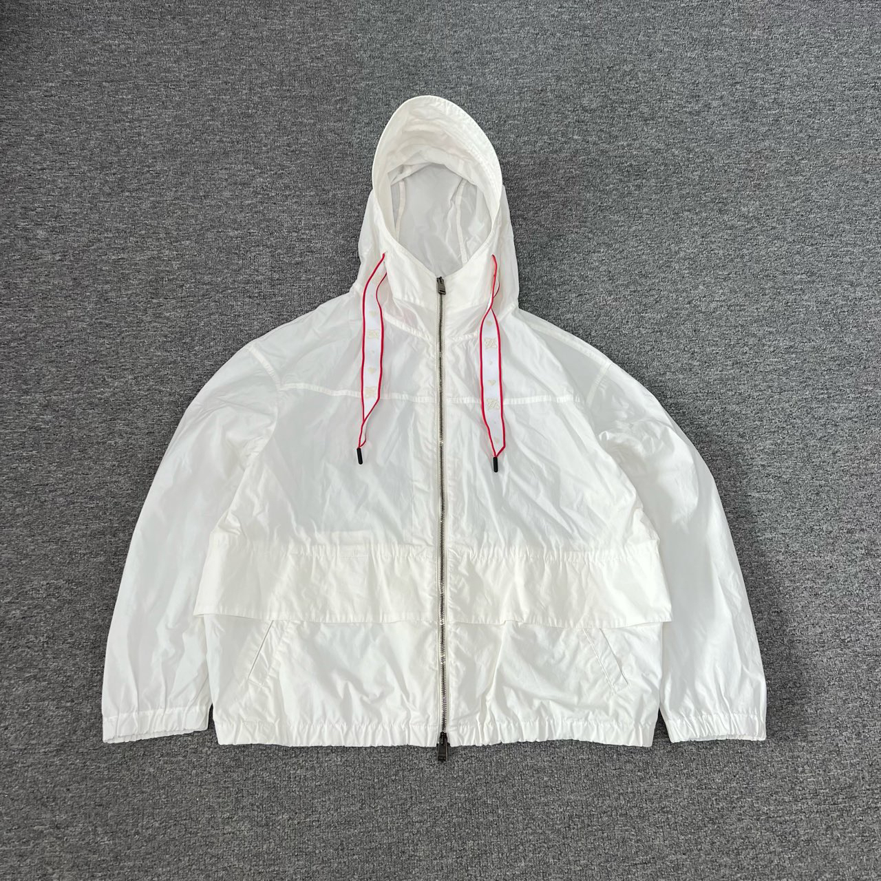 99新 FENDI/芬迪 米白色 抽绳 冲锋衣 48码