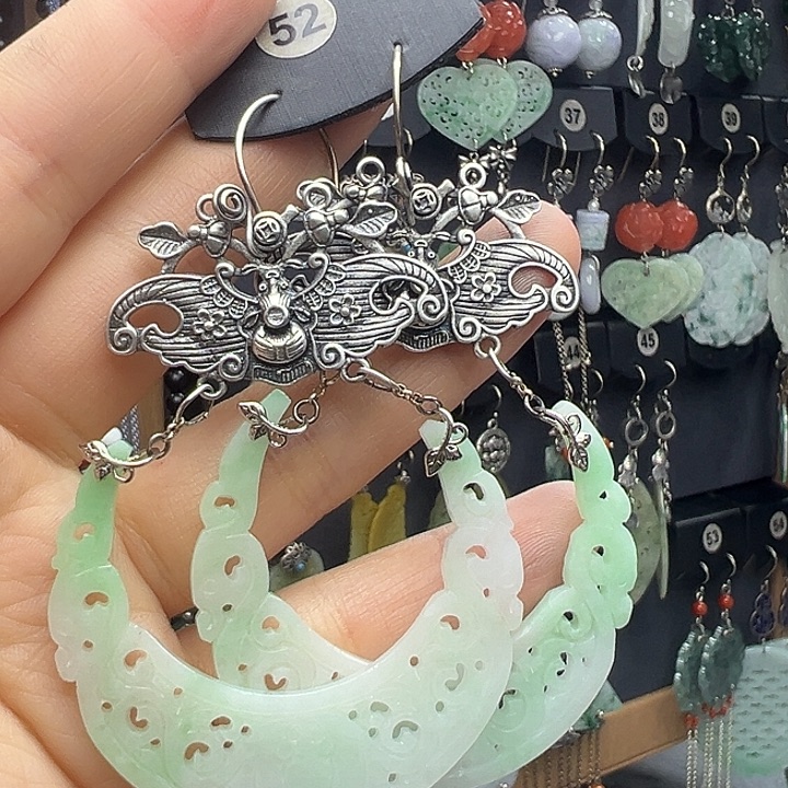 小***界翡翠银S925镶嵌耳饰