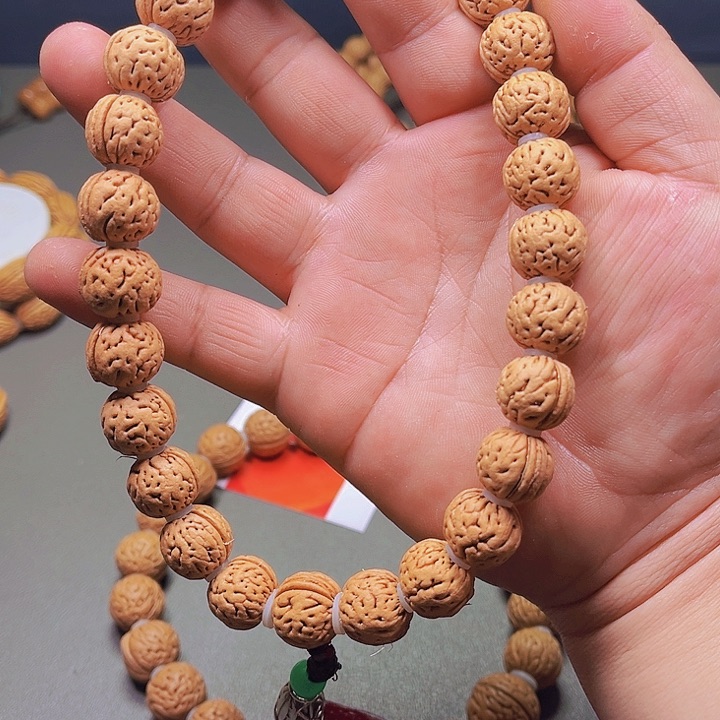 桃核吊坠柒**?桃核文玩