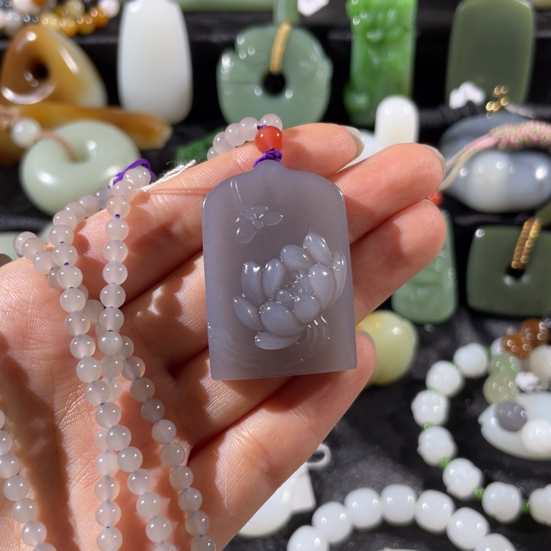 和田玉未镶嵌颈饰