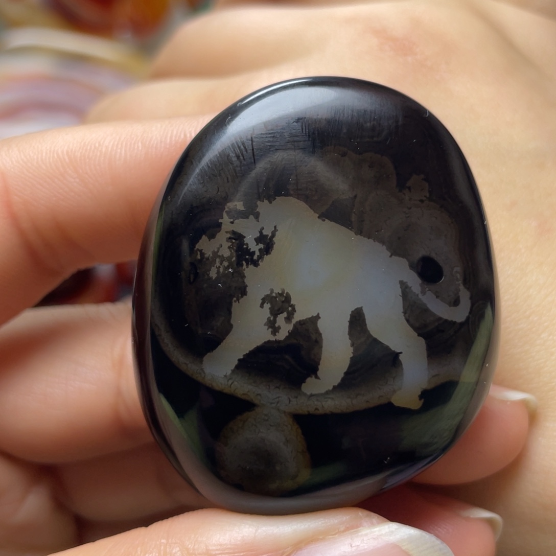 玛瑙/玉髓未镶嵌珠宝奇石