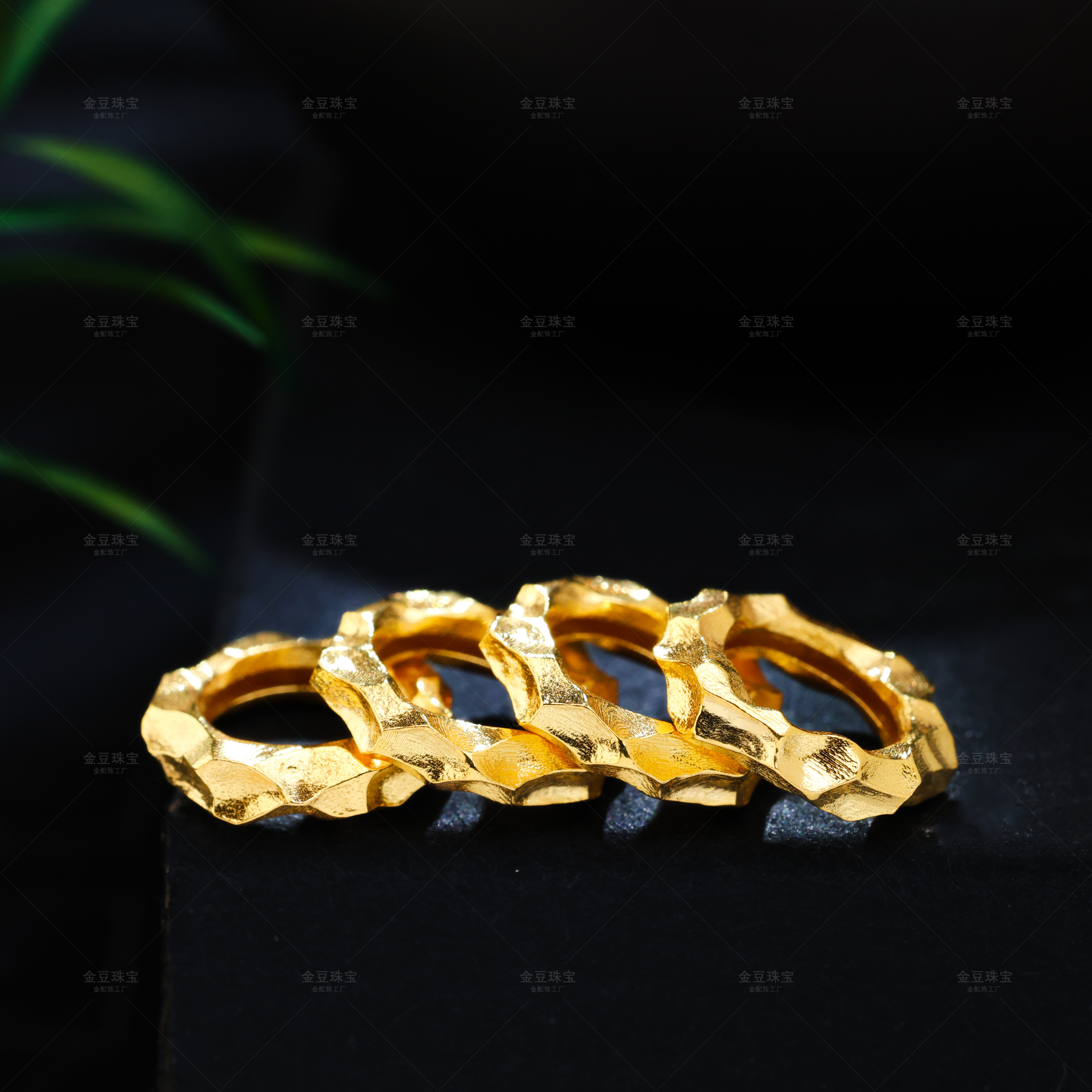 【金豆珠宝】18K实心金不变形！约10mm锤纹卡环跑环文玩金圈百搭隔片