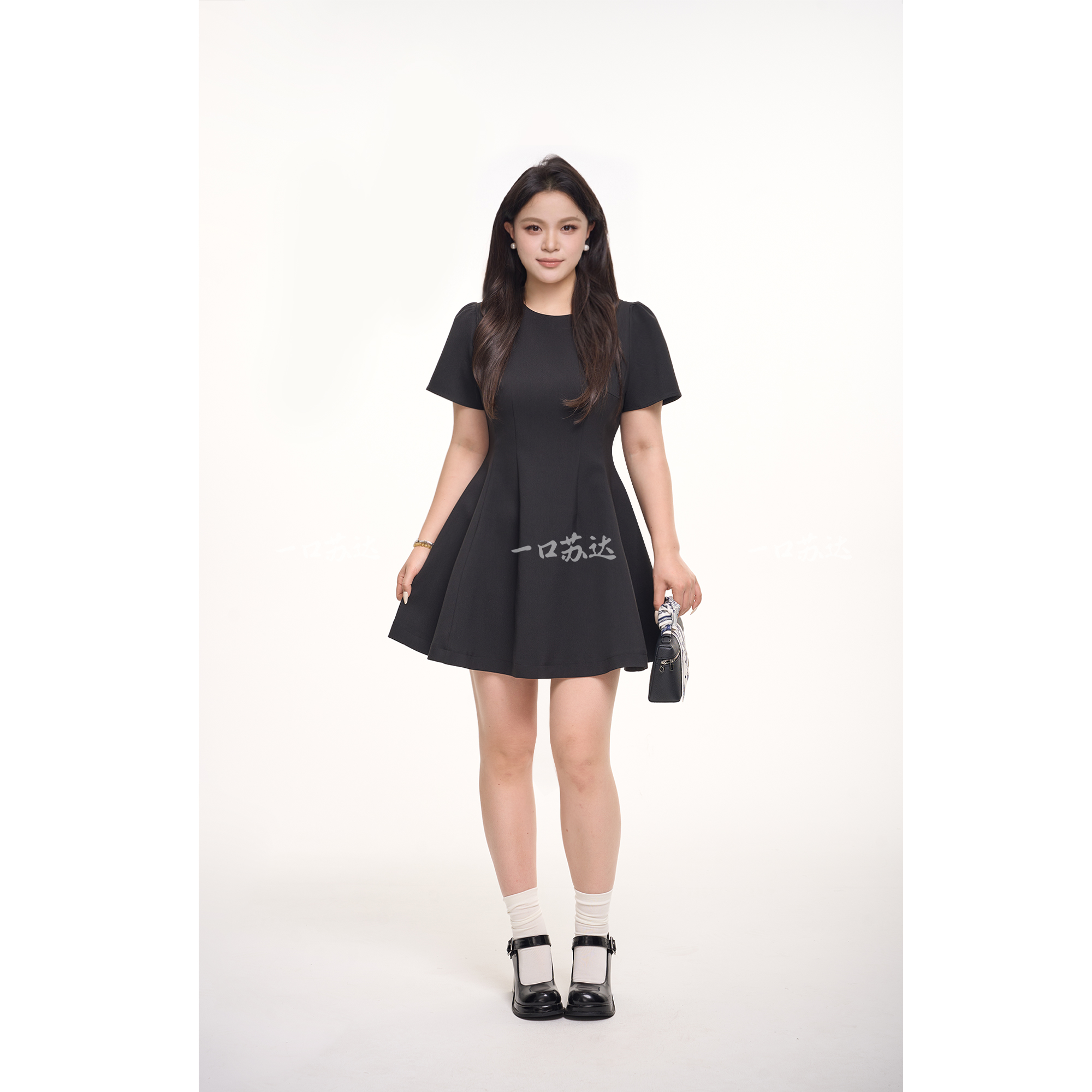 一口苏达小千金 韩系ins慵懒风洋气小众夏女装气质遮肉显瘦连衣裙