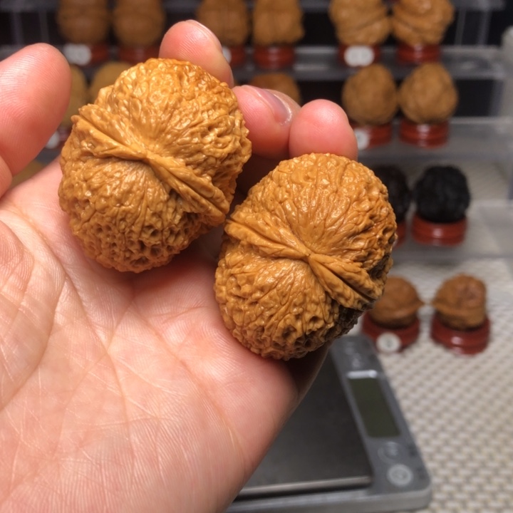 文玩核桃把件11麒麟元宝