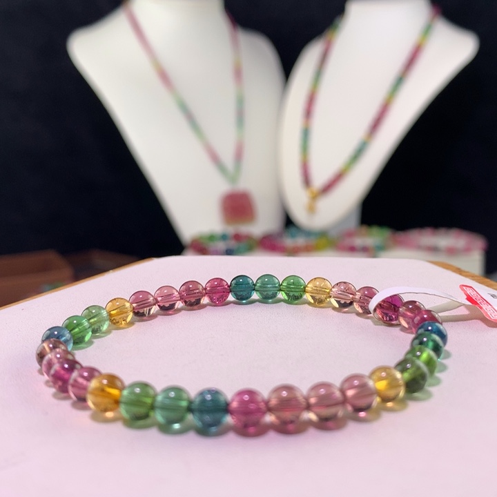 双色碧玺手链未镶嵌