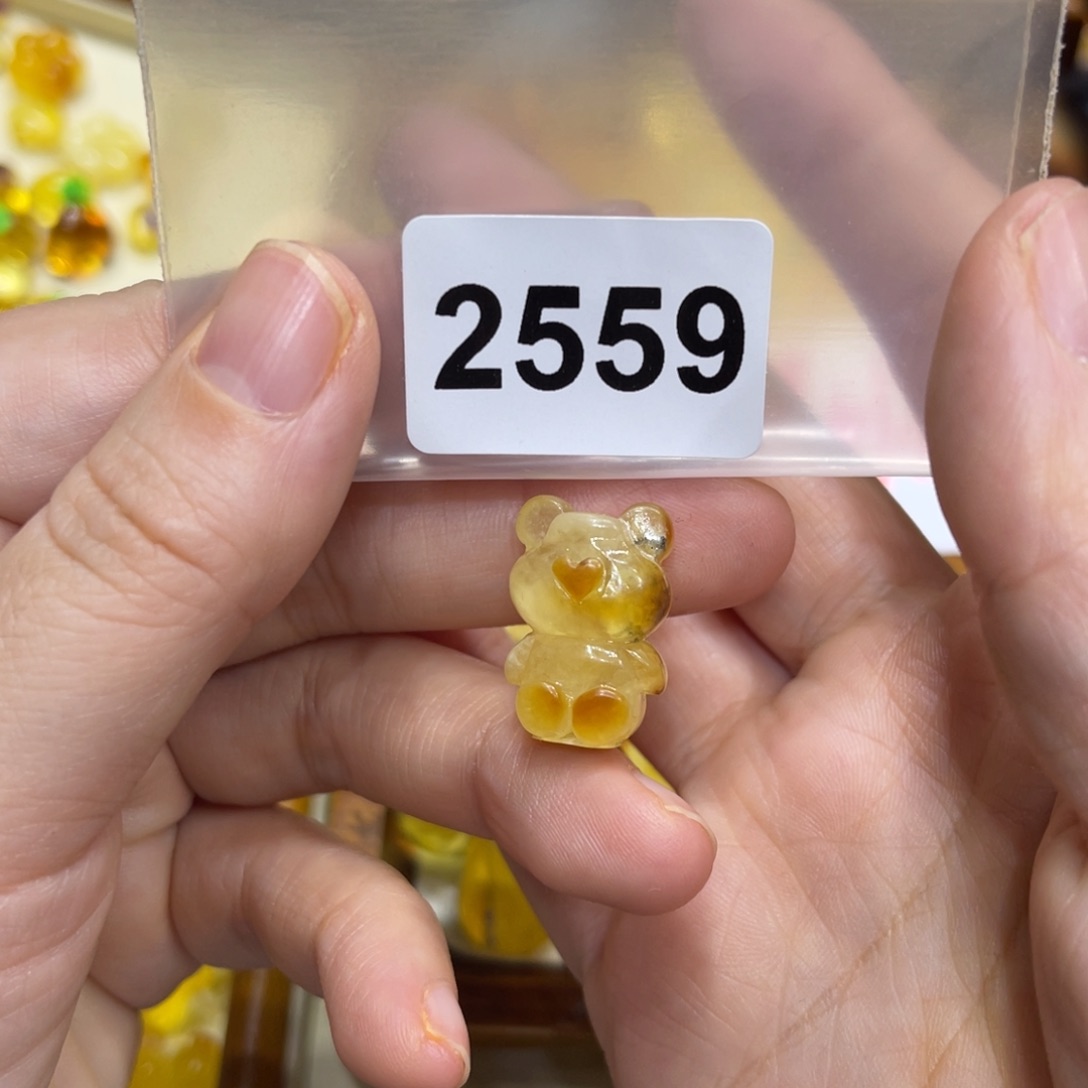 琥珀珠宝奇石未镶嵌