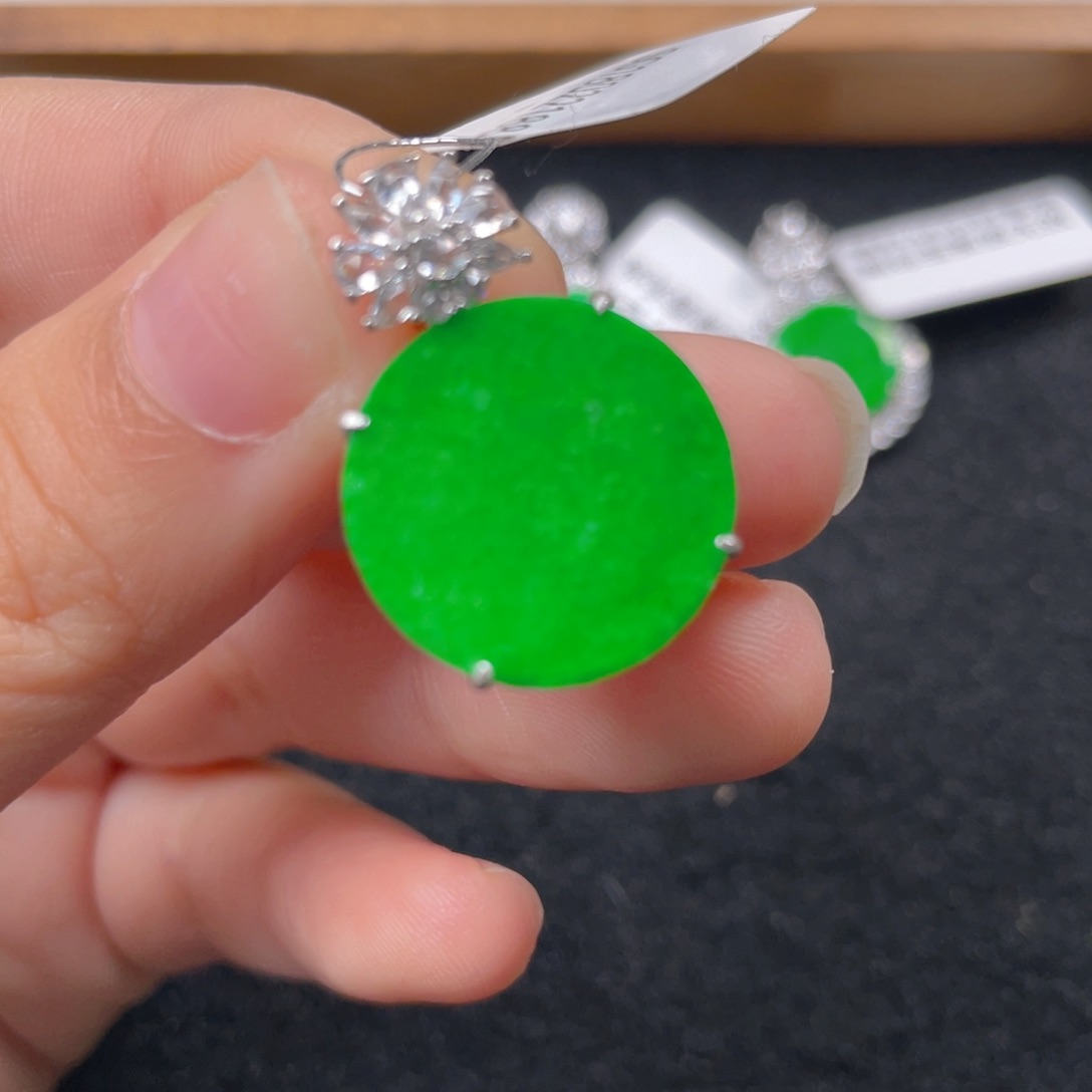 翡翠颈饰银S925镶嵌g h h b