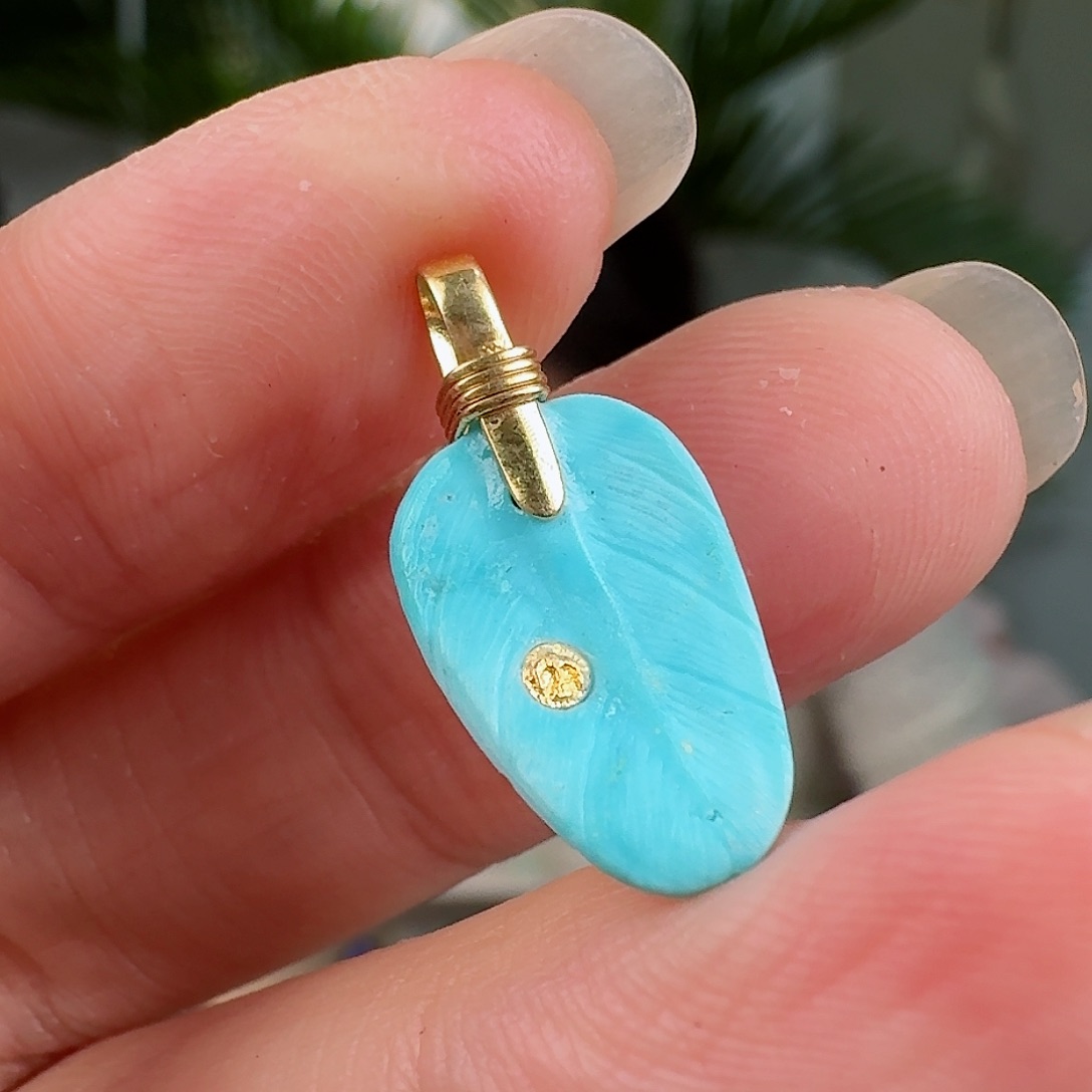 绿松石珠宝奇石18K金镶嵌