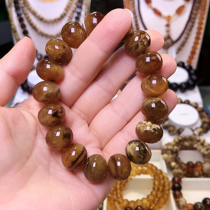 *****琥珀未镶嵌裸石抚顺琥珀15+640