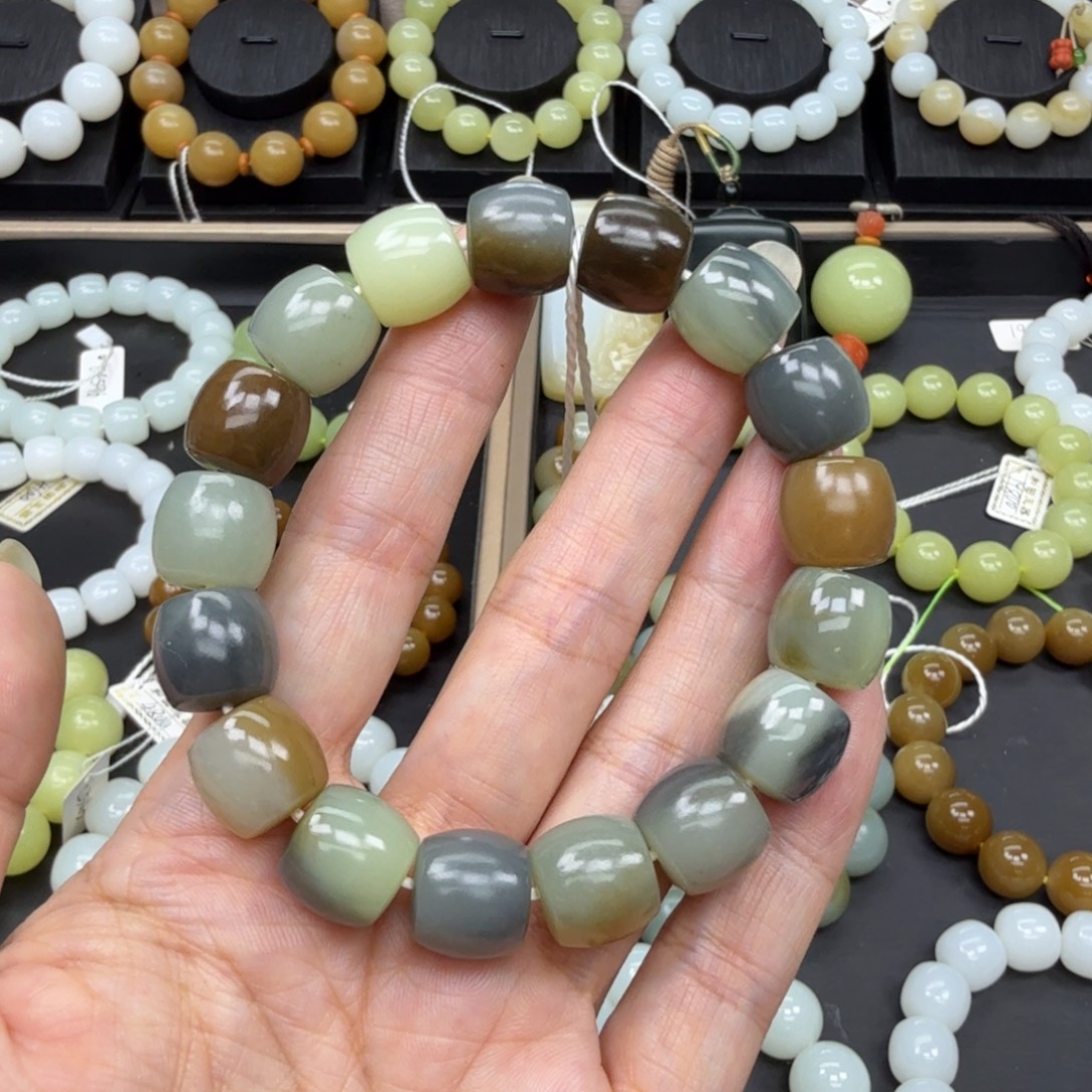 手链未镶嵌和田玉