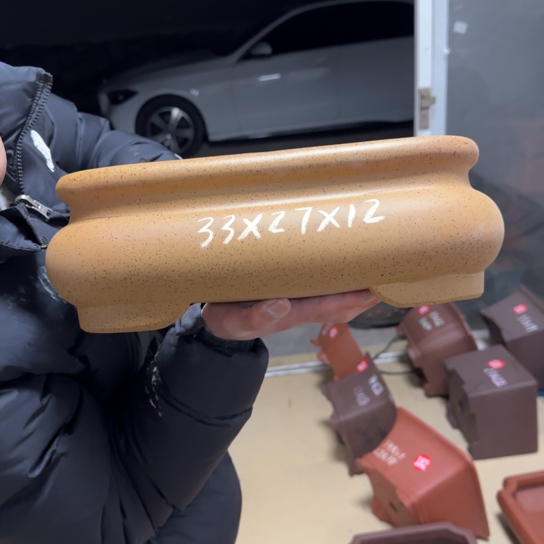 紫砂花盆呜呜呜呜