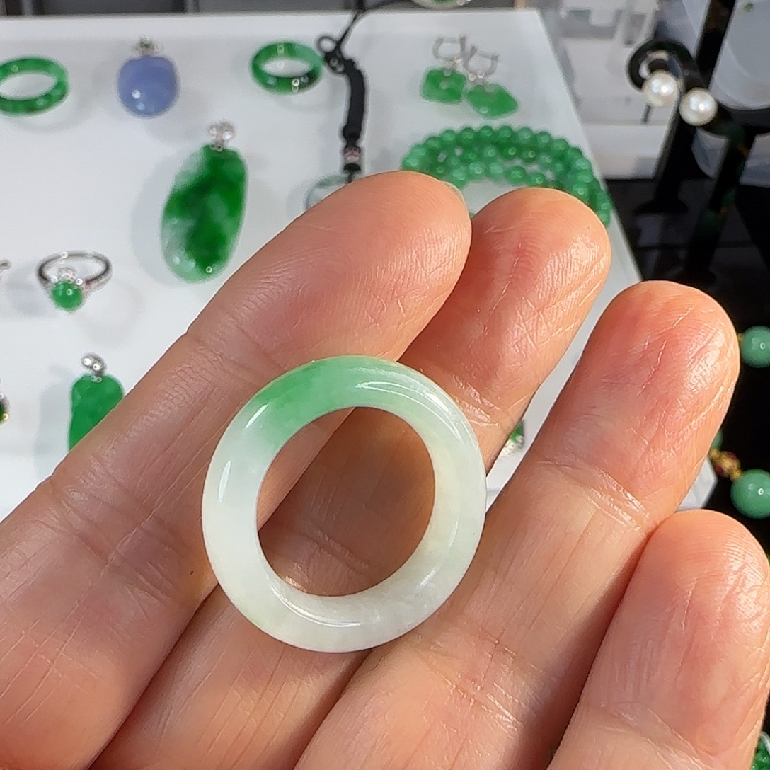 翡翠未镶嵌戒指指环