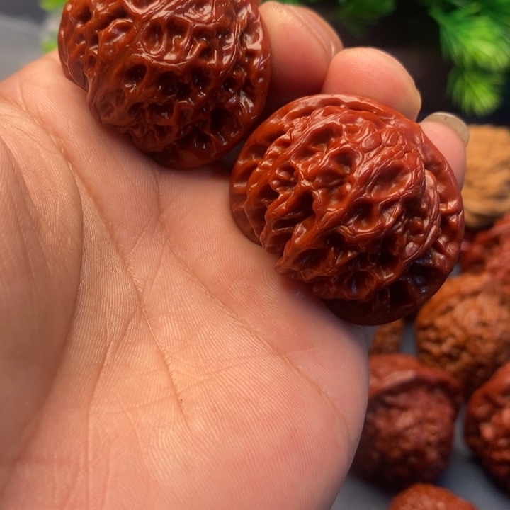 鱼***视吊坠文玩核桃宫灯影视