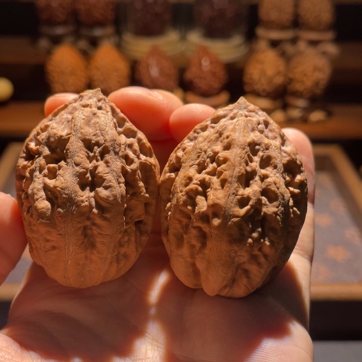 文玩核桃吊坠聚核财睿28