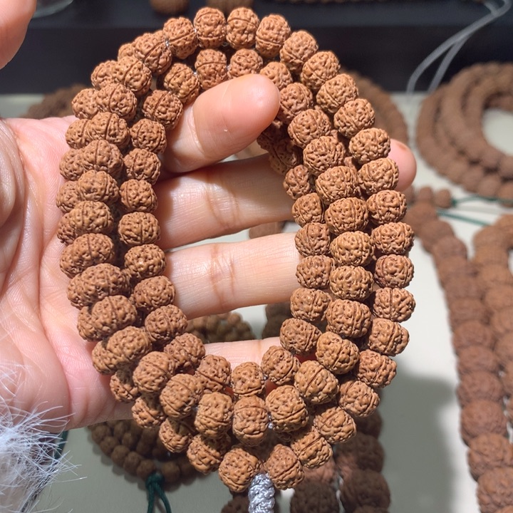 金刚菩提吊坠蜂王108尺寸9.4