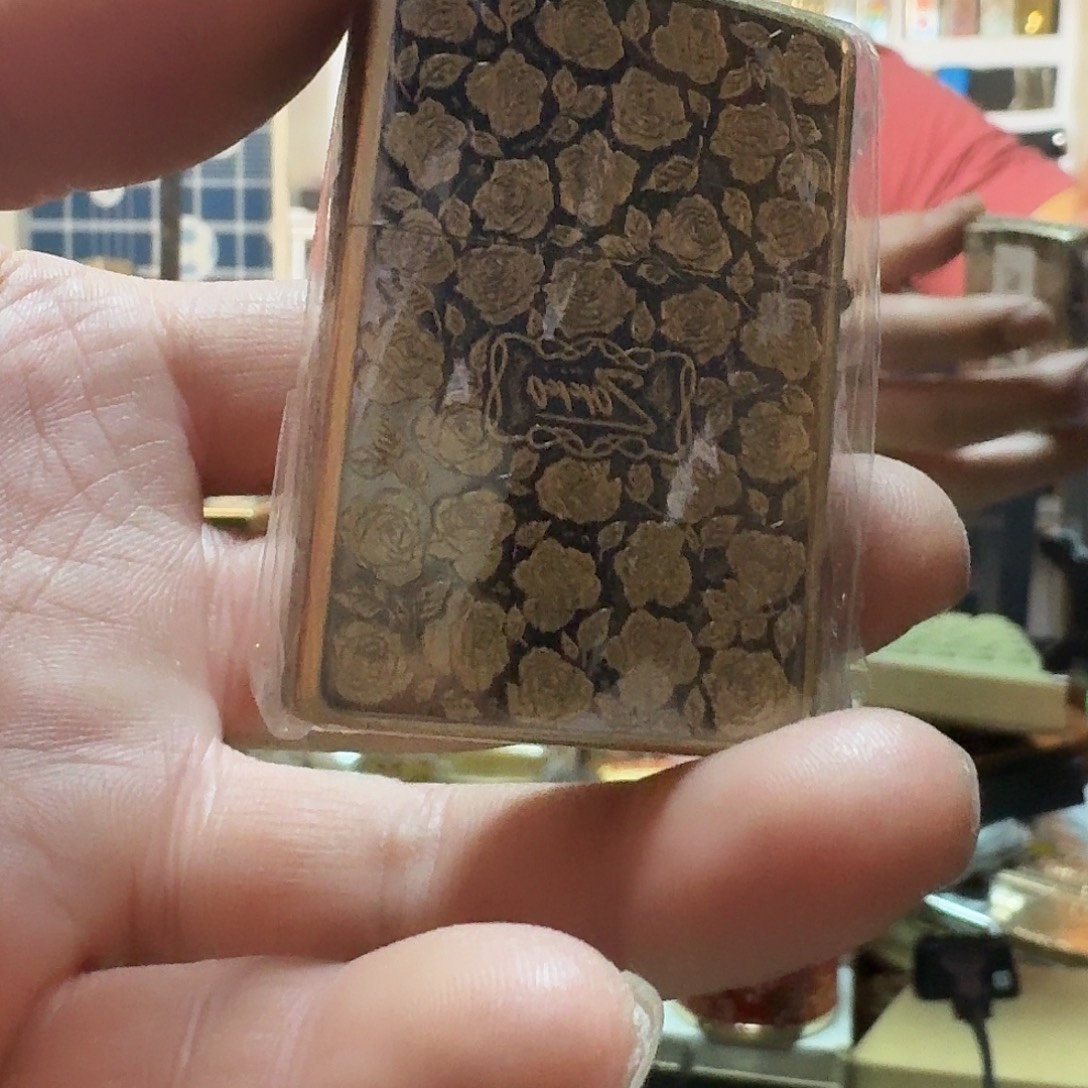 佐罗一代青铜99朵玫瑰煤油打火机