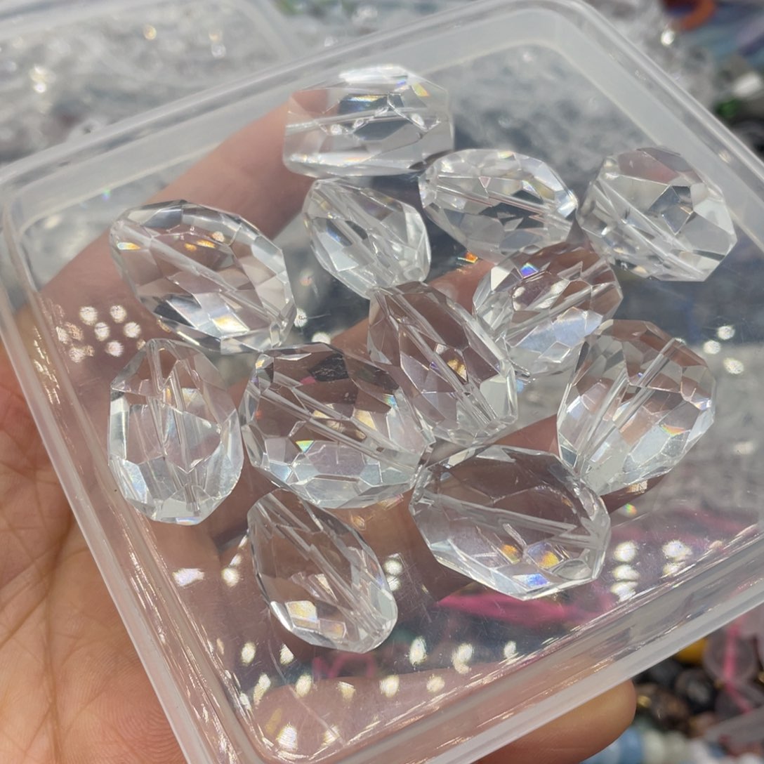 玛瑙/玉髓珠宝半成品未镶嵌白水晶钻面小随行