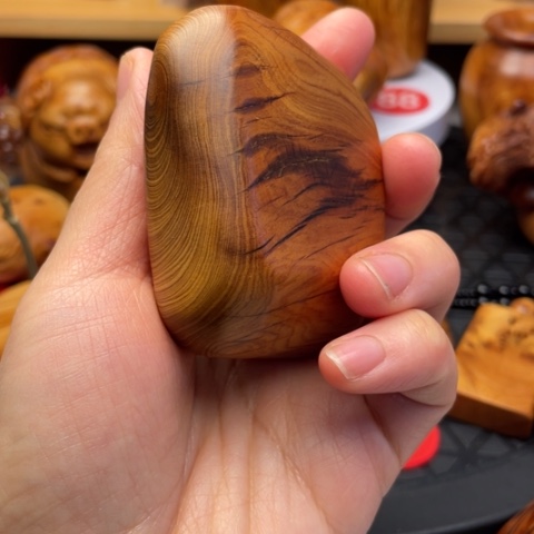 【闪购商品】柏木（崖柏）正宗太行陈化黑油闻香把件