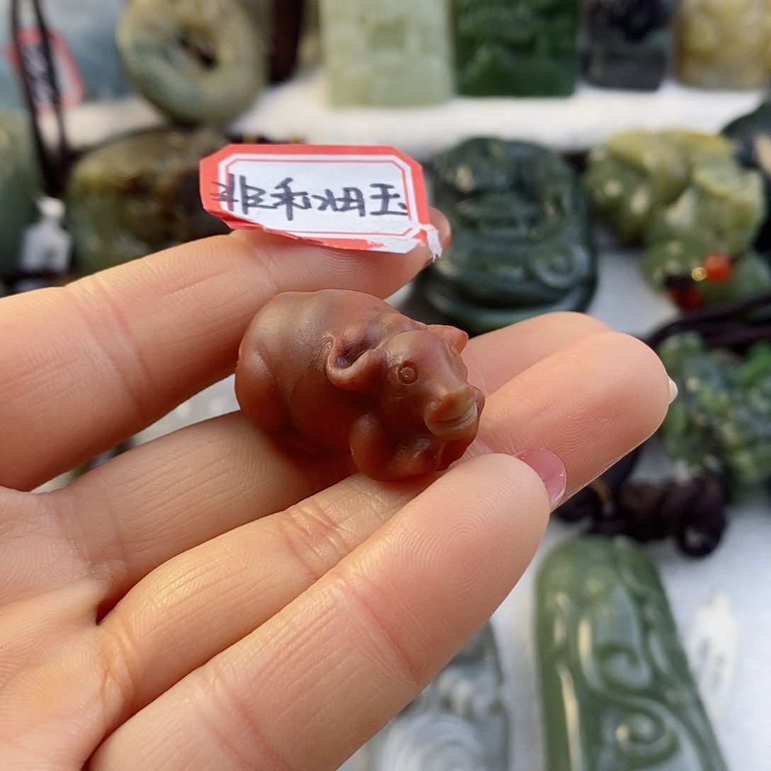 和田玉（糖玉）颈饰未镶嵌