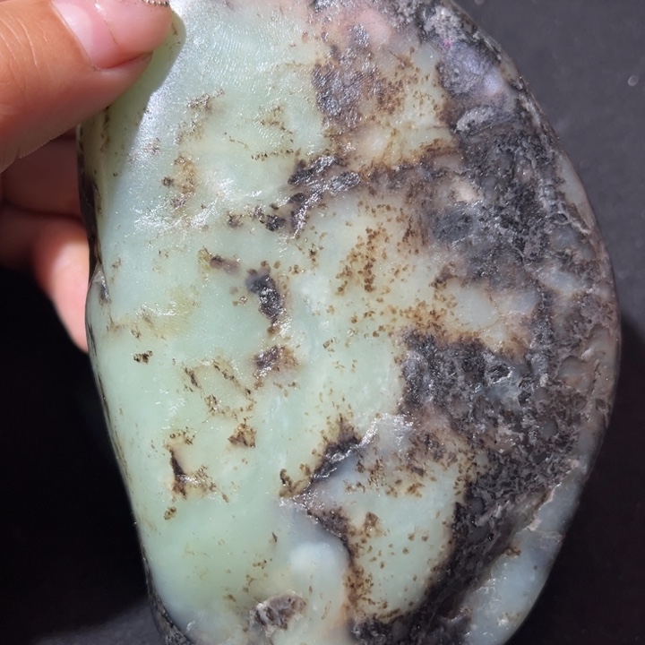 和田玉未镶嵌珠宝奇石