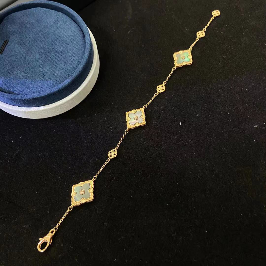 合金手链 轻奢精致高级时尚风布布三花手链