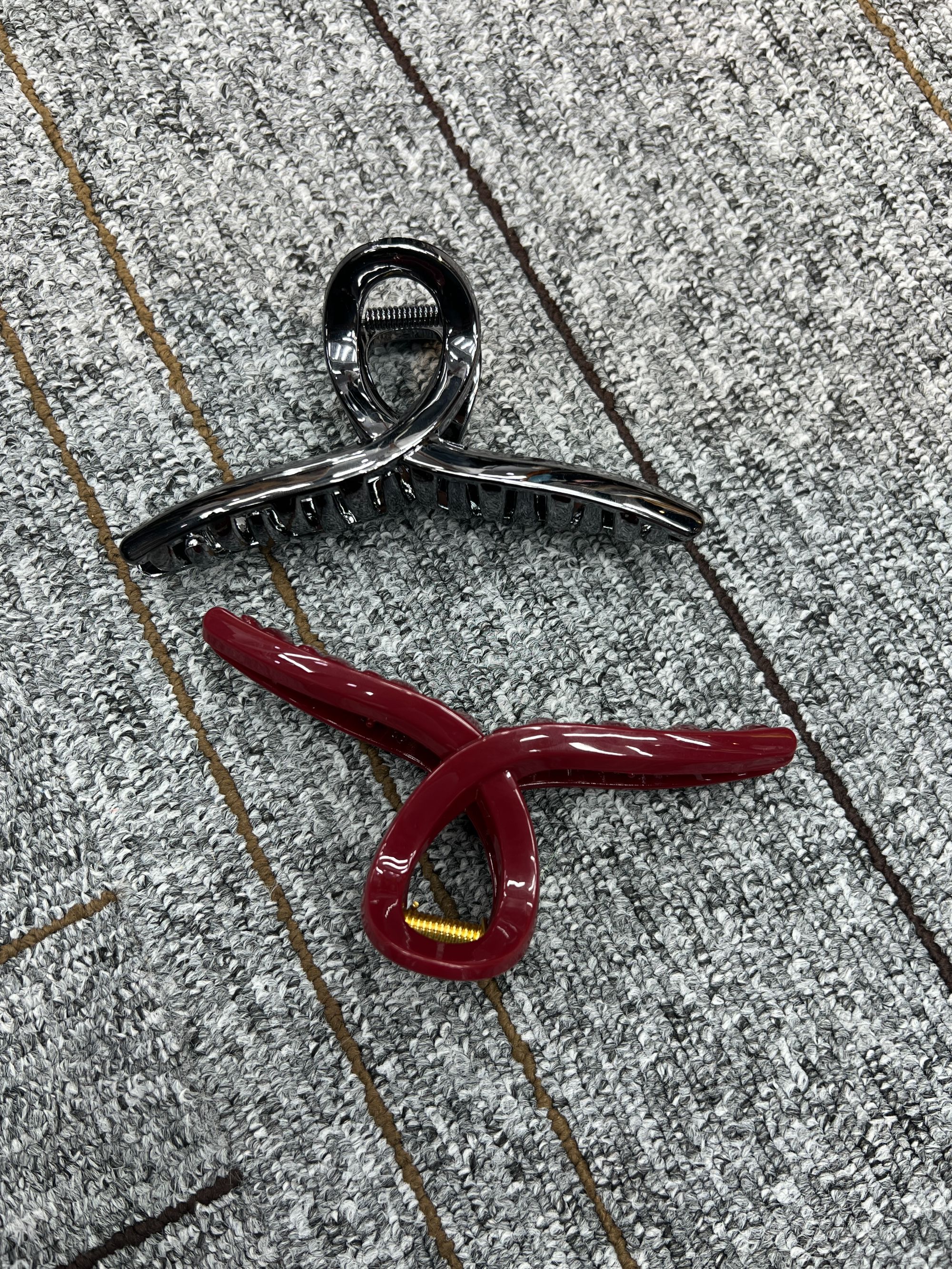 2025初夏MyloveLeo韩系简约时尚百搭抓夹