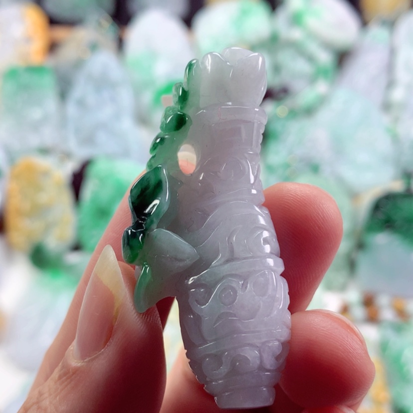 【闪购商品】翡翠吊坠(不含链)未镶嵌